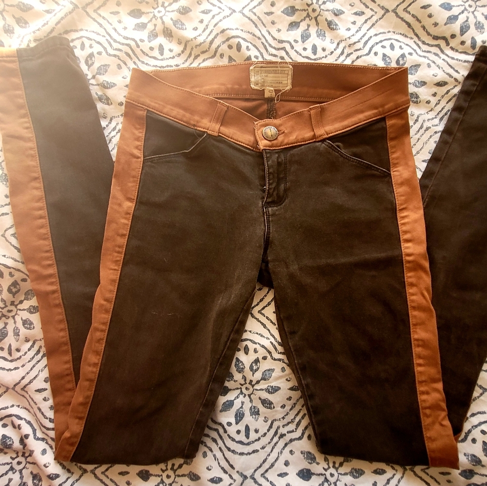 Low rise moto jeans